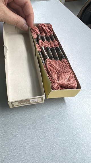 Ultimas UNIDADES/ Madejas para bordar y coser