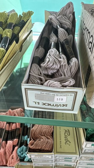 Ultimas UNIDADES/ Madejas para bordar y coser