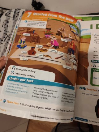 Lead the Way Pupil's Book : 4 Primary