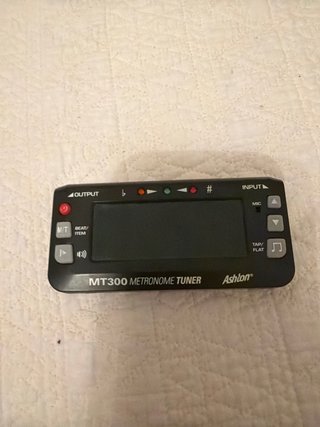 Afinador y Metrónomo Ashton MT300