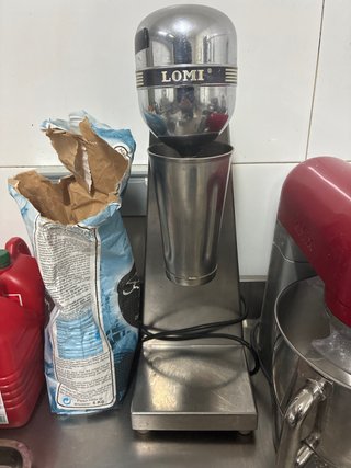 Batidora de helados Lomi