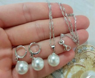 Conjunto Collar y Pendientes Perla/a estrenar