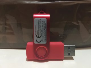 Lote Mecano Pendrive + 2 Bolígrafos
