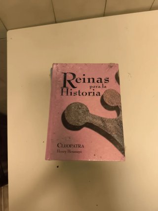 Lote sin desprecintar Reinas Para la Historia.