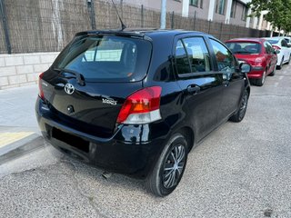 Toyota Yaris 2010
