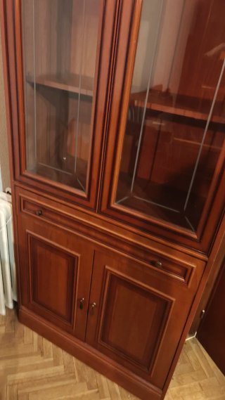 Mueble de salón madera oscura
