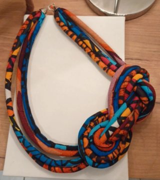 Bellissima collana cotone africano multicolore