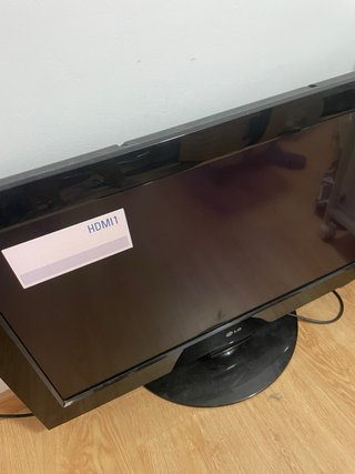 Televisión LG 32” Negra