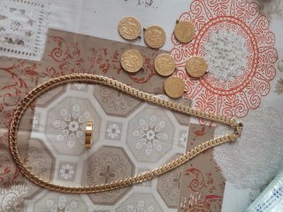 Cadena de oro y anillo inoxidable
