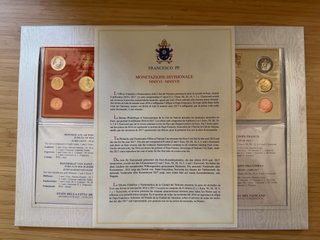 Vaticano Euro 2016-2017 Volume Numismático III