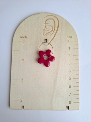 Pendientes Aro Charm Flor burdeos