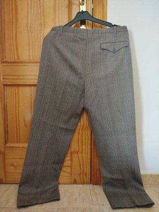 Traje a medida vintage, patrón cuadro de Gales