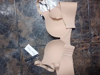 Oferta. Sujetador sin aros ni costuras