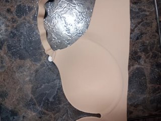 Oferta. Sujetador sin aros ni costuras