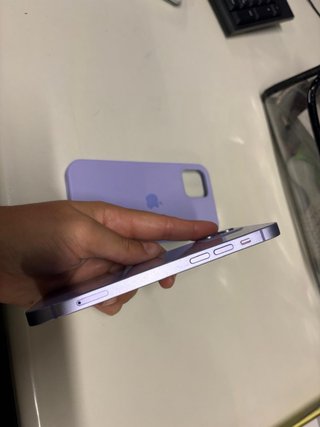 iPhone 12 64GB Morado