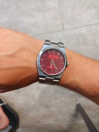 Reloj Death Row Records