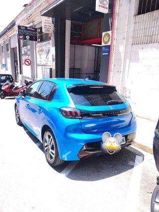 Peugeot 208 2022
