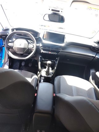Peugeot 208 2022