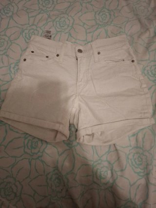 Shorts Levi's blancos talla 36
