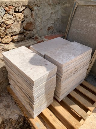Baldosa Travertino 60x30x2 (C3)- 35€/m2 negociable