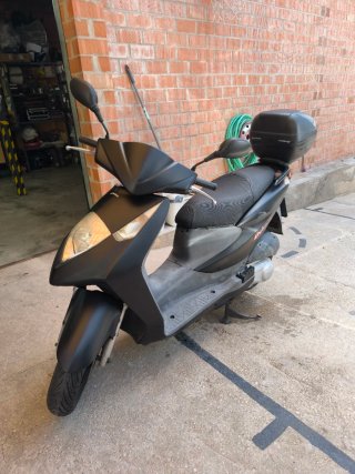 Honda Dylan 125 Negra
