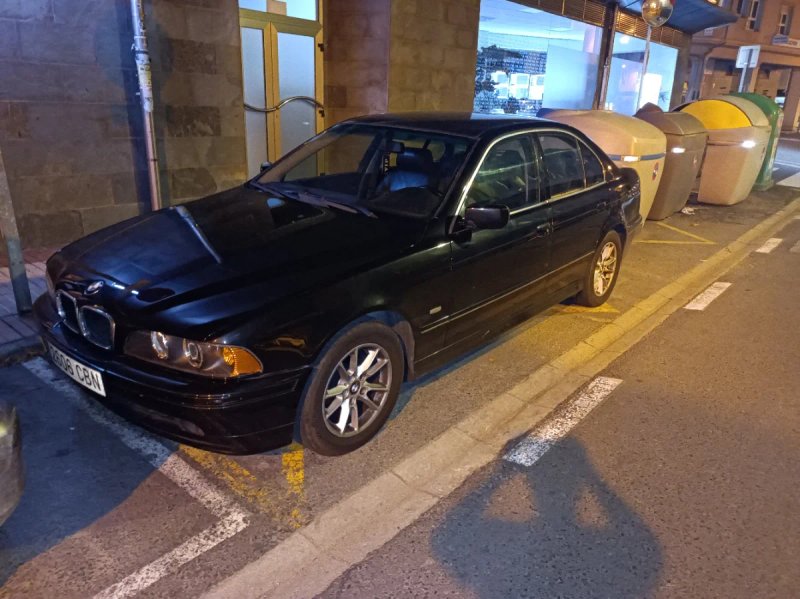 BMW Serie 5 2002 - foto 1