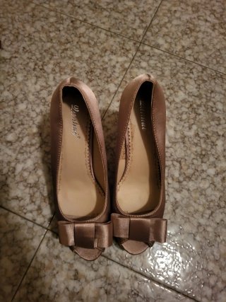 Tacones rosas con lazo