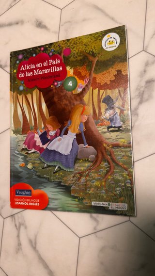 Mini libros bilingües :español-inglés, formato A4