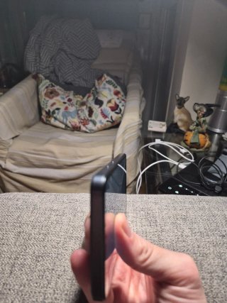 Realme C30 32GB - Como Nuevo + Cable