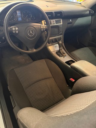 Mercedes-Benz  C 2006 1 solo propietario. Impecabl