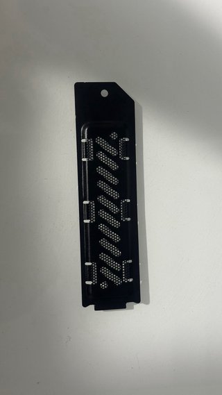 CUBIERTA ANTIPOLVO DISIPADOR CALOR SSD PS5 SLIM