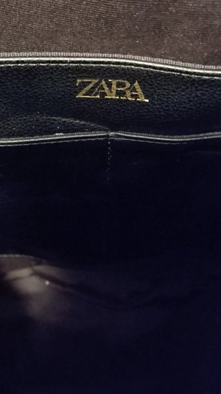 Bolso grande de piel de zara