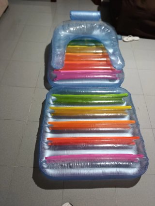 Colchoneta inflable multicolor