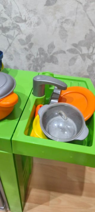 Cocinita de juguete Miyo verde