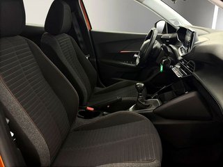 Peugeot 2008 Active BlueHDI 81kW (110CV)