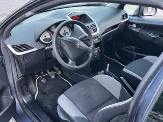 Peugeot 207 2006