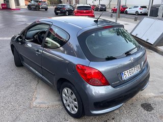 Peugeot 207 2006