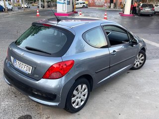 Peugeot 207 2006