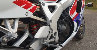 Honda CBR 900RR SC28