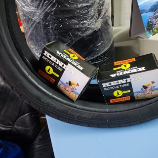 Cubiertas BMX 20x2,35