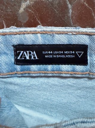 Bermuda vaquera Zara Talla 44 Hombre