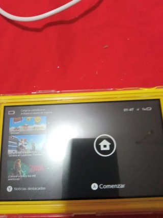 Nintendo Switch Lite Amarilla + Funda