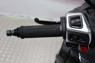 Piaggio MP3 500