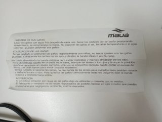 Gafas de natación con estuche