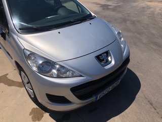 Peugeot 207 2010