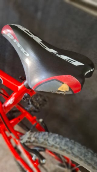Bicicleta de Montaña Roja Attack