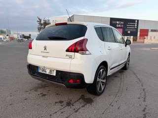 Peugeot 5008 2015