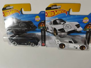 Pareja Hot Wheels La Liebre