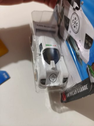 Pareja Hot Wheels La Liebre