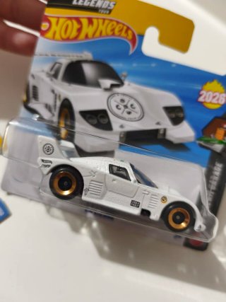 Pareja Hot Wheels La Liebre